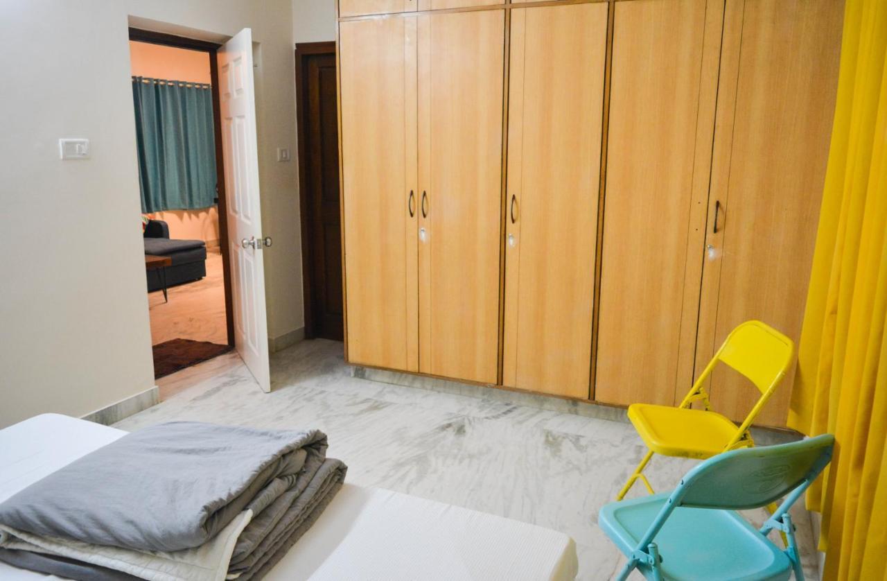 Chirpy Co-Living Space & Hostel Bangalore Bagian luar foto